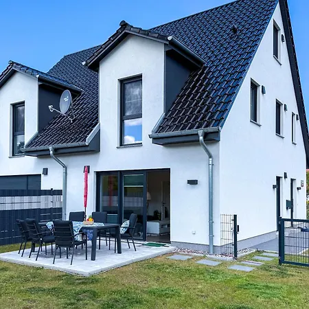 Boddenblick 9 度假居